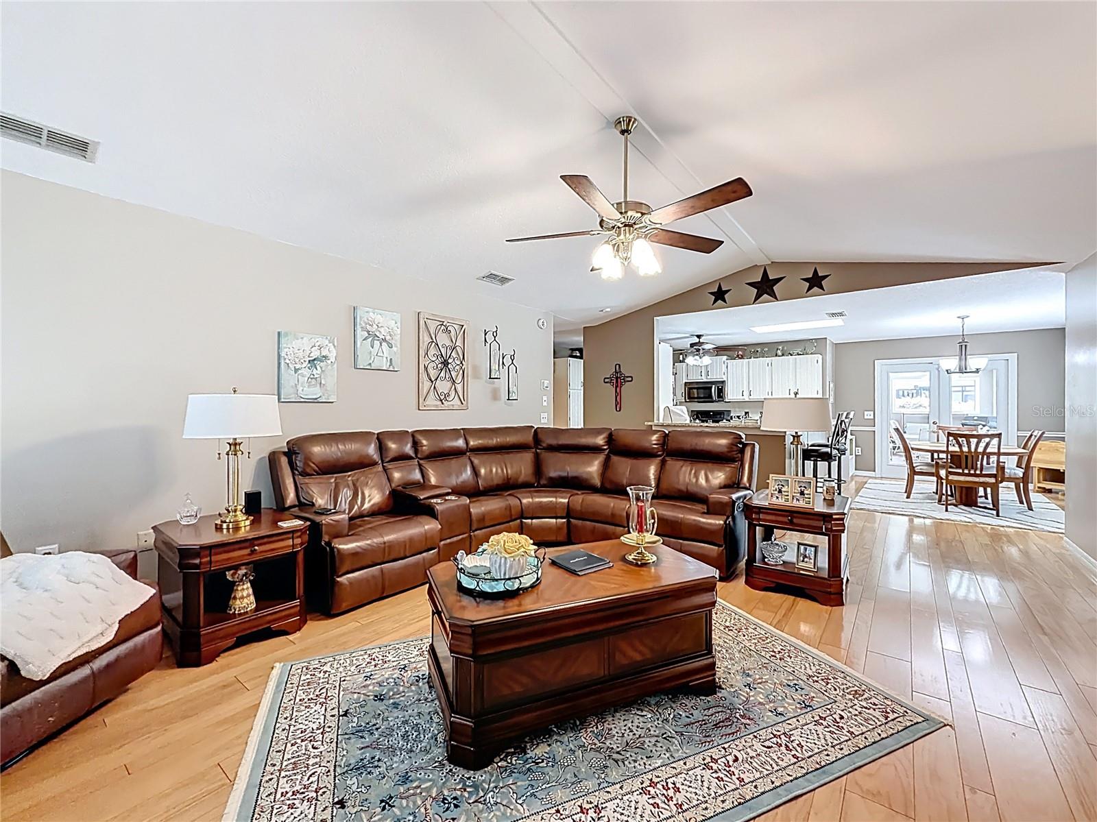 Image 29 of 61 For 39 Pine Street