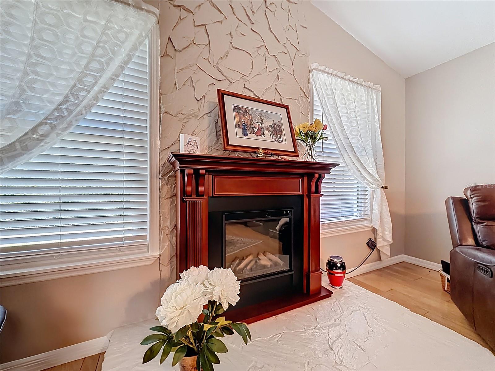 Image 30 of 61 For 39 Pine Street