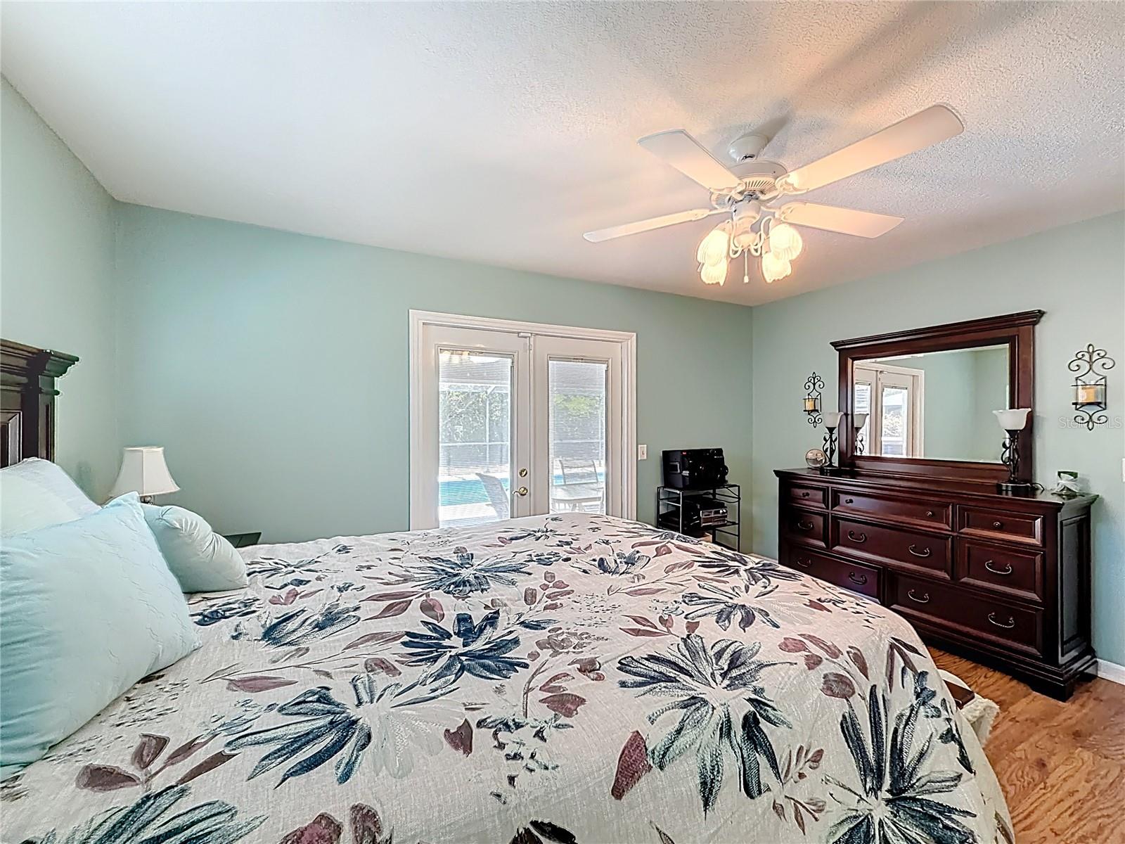 Image 31 of 61 For 39 Pine Street