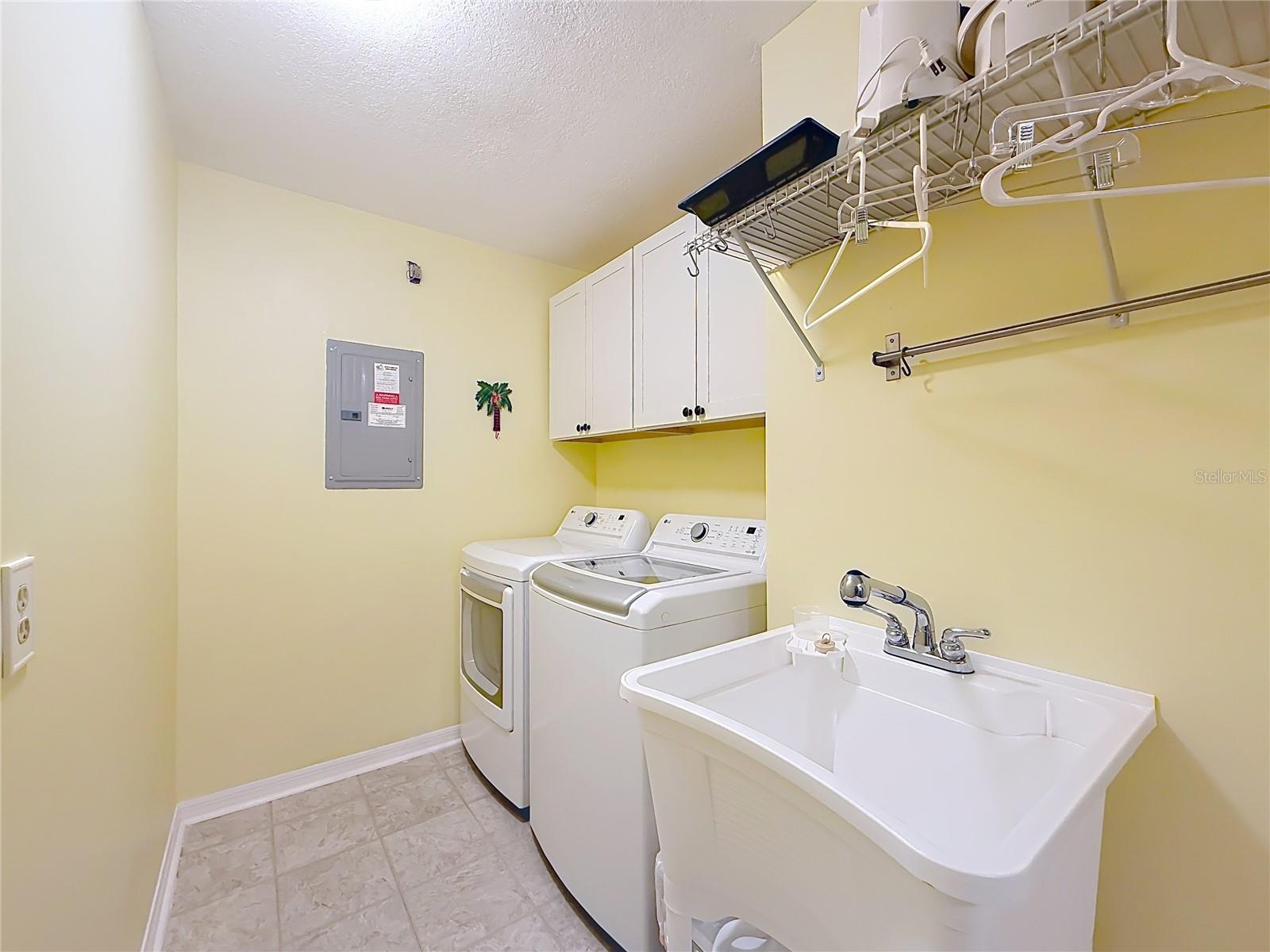 Image 47 of 61 For 39 Pine Street