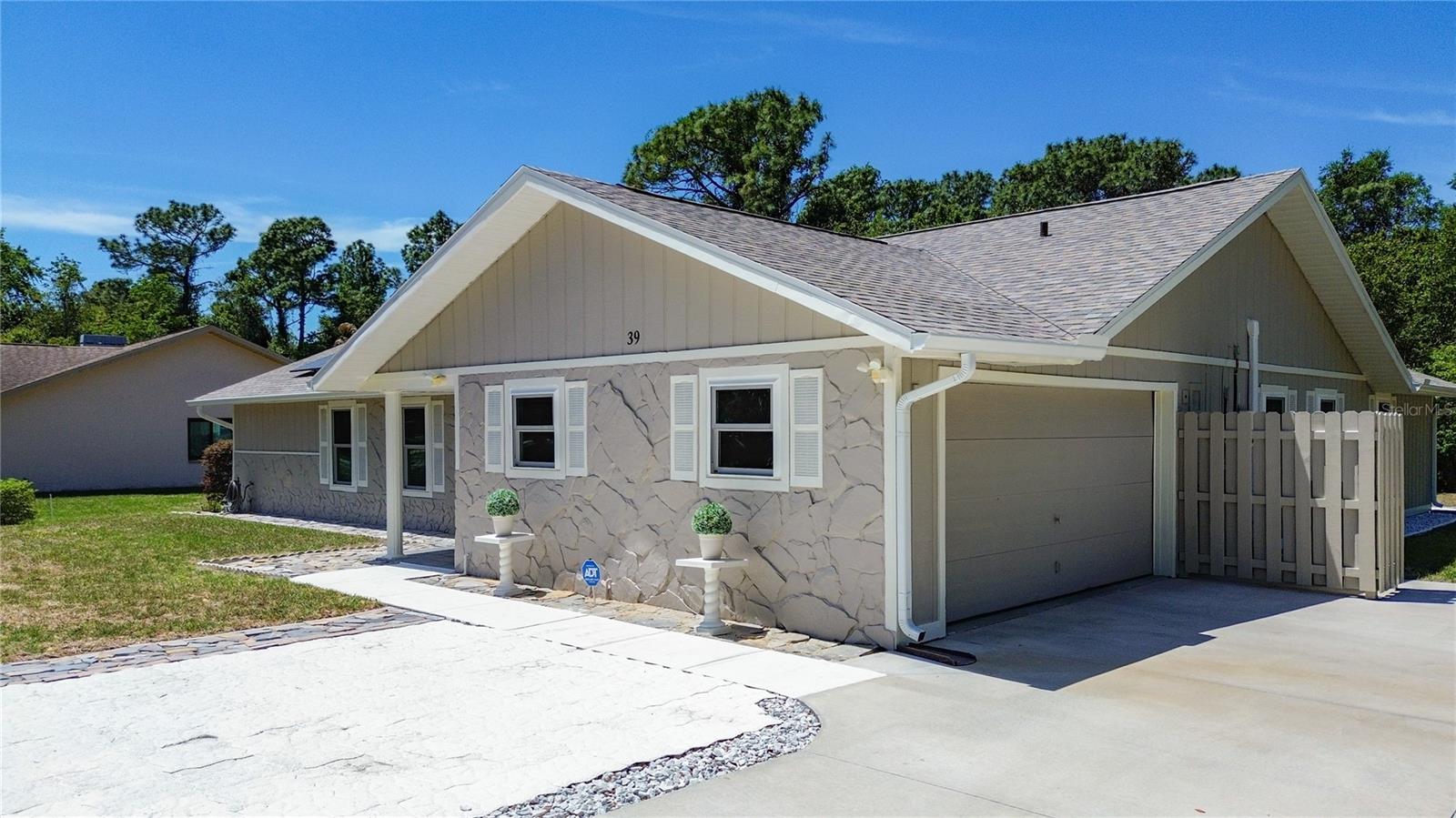 Image 8 of 61 For 39 Pine Street