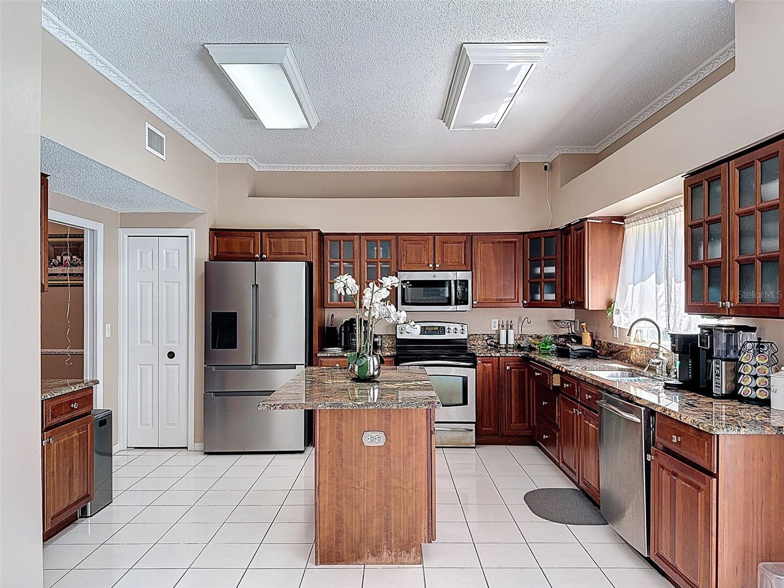 Image 17 of 84 For 13002 Saint Filagree Drive