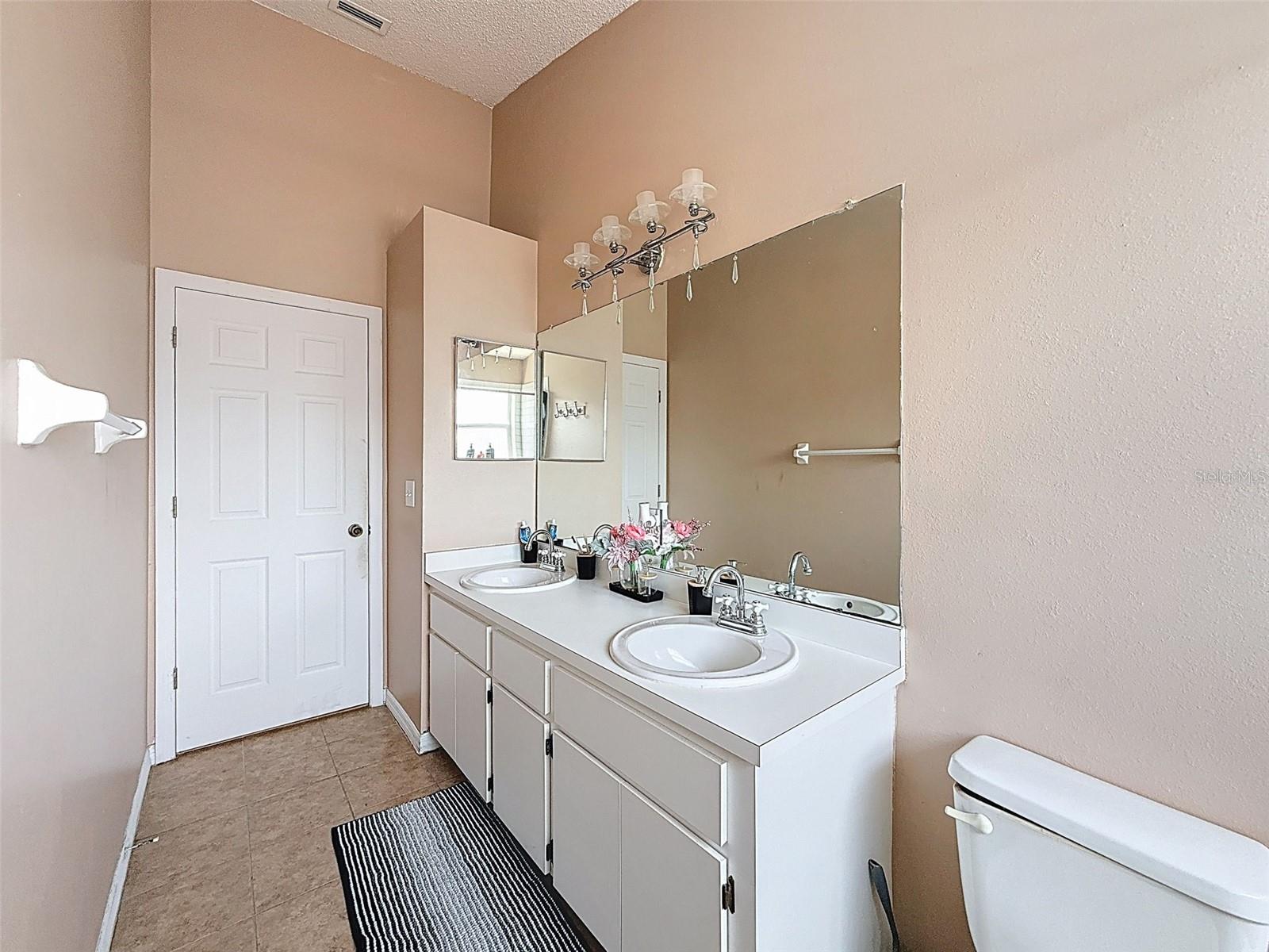 Image 67 of 84 For 13002 Saint Filagree Drive