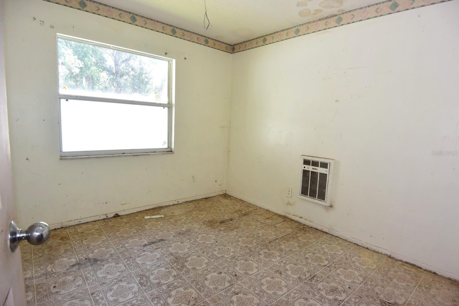 Image 10 of 16 For 11 Kings Circle