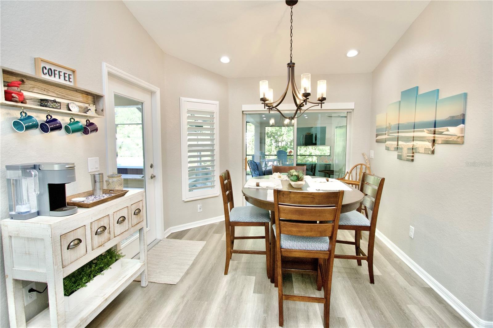 Image 13 of 40 For 270 Jackson Avenue