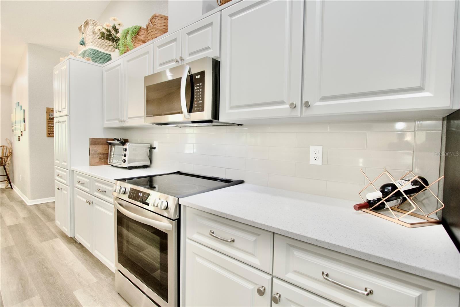 Image 16 of 40 For 270 Jackson Avenue