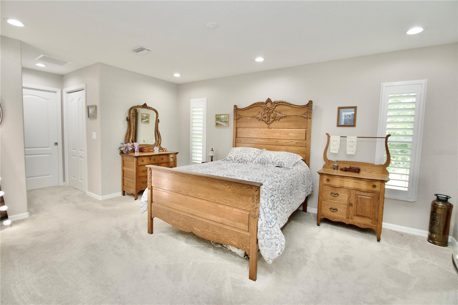 Image 19 of 40 For 270 Jackson Avenue