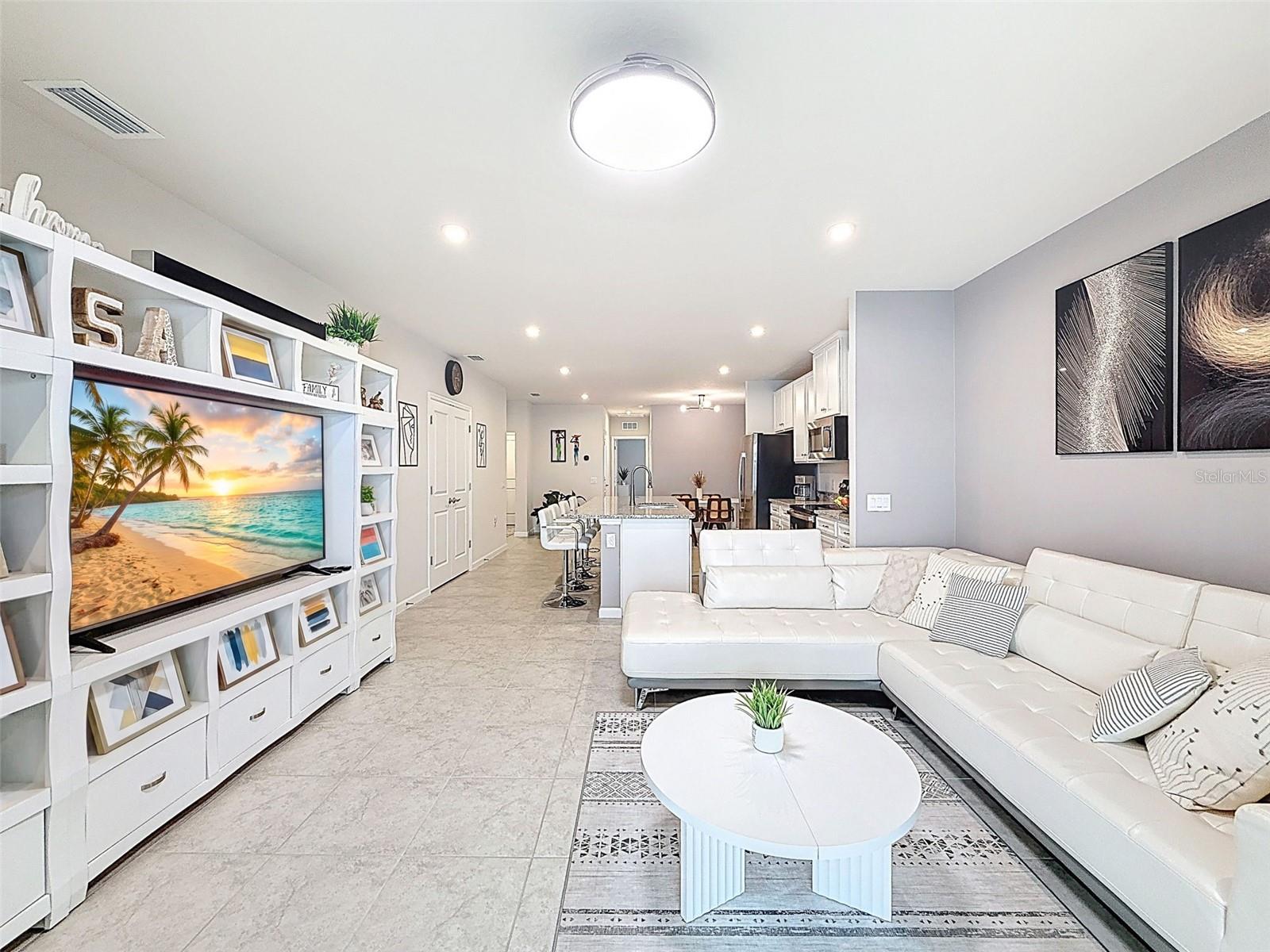 Image 23 of 53 For 322 Voltaire Drive