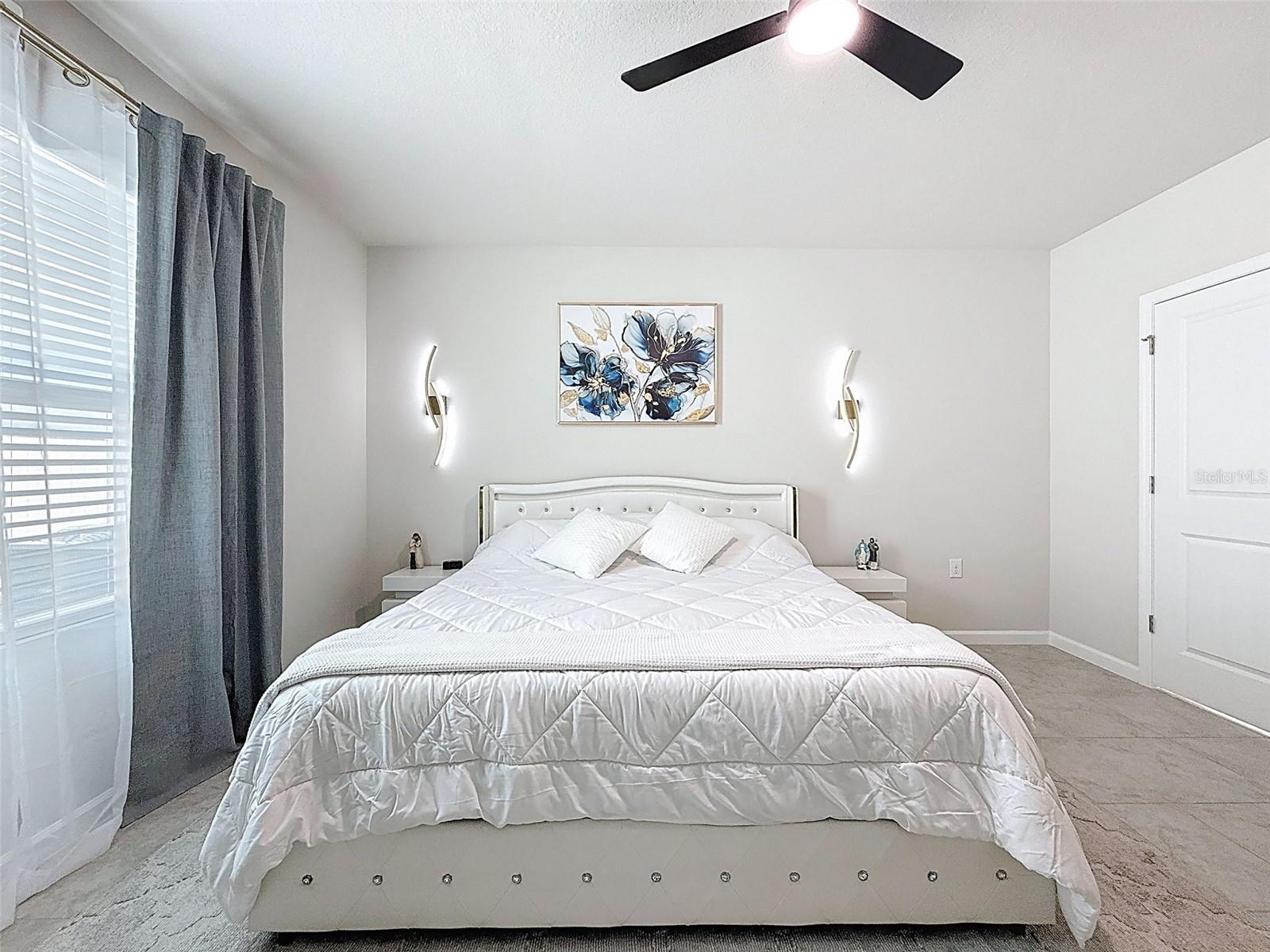 Image 26 of 53 For 322 Voltaire Drive