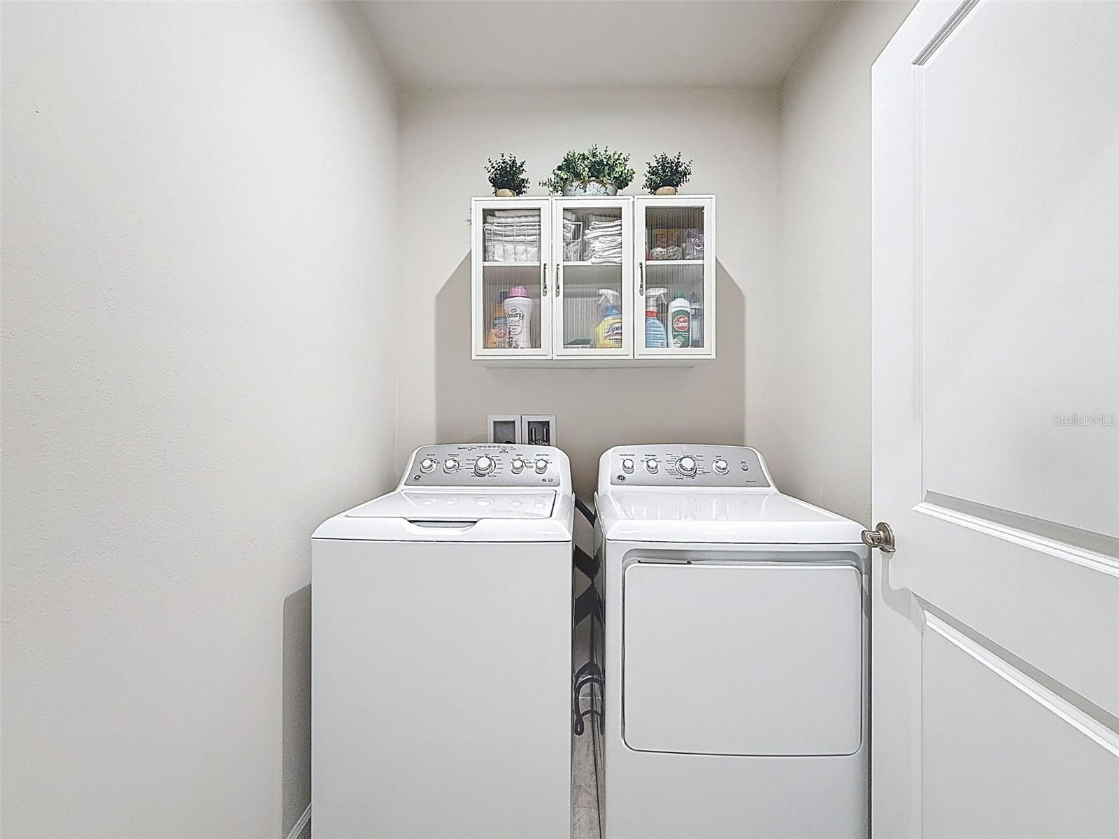 Image 39 of 53 For 322 Voltaire Drive