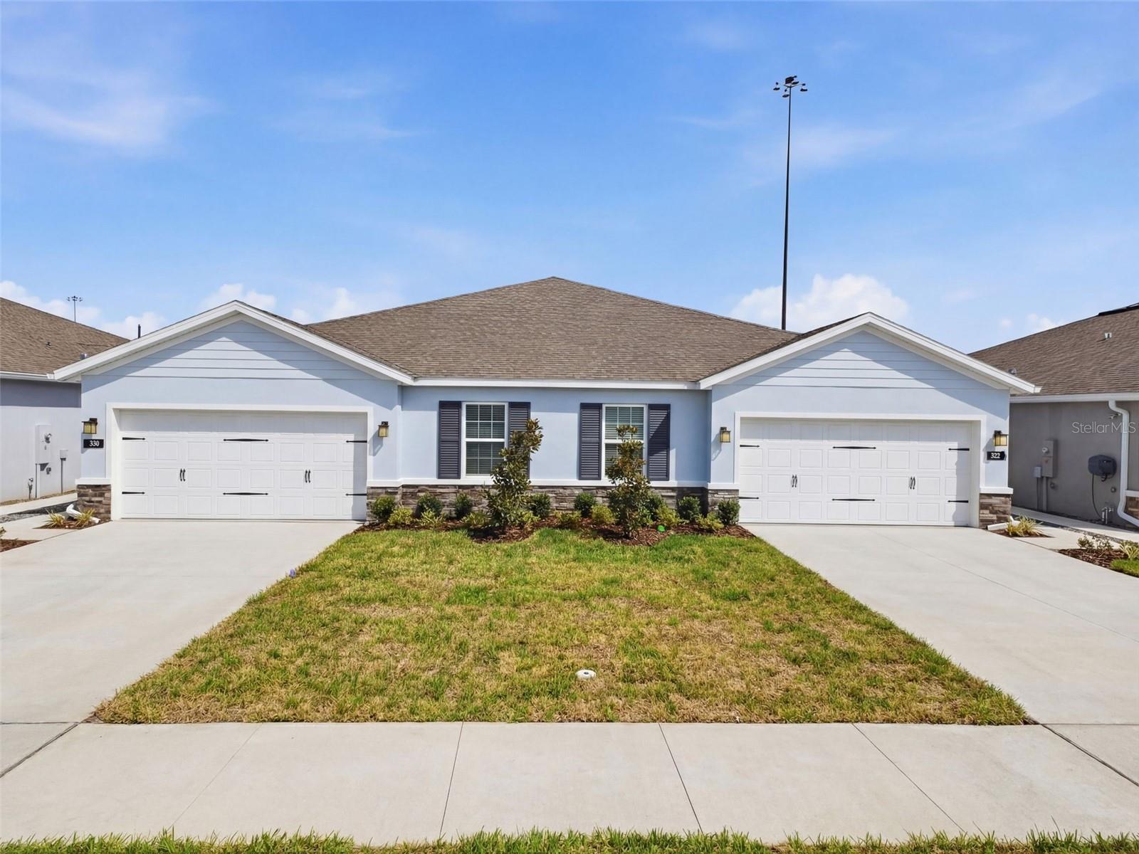 Image 4 of 53 For 322 Voltaire Drive