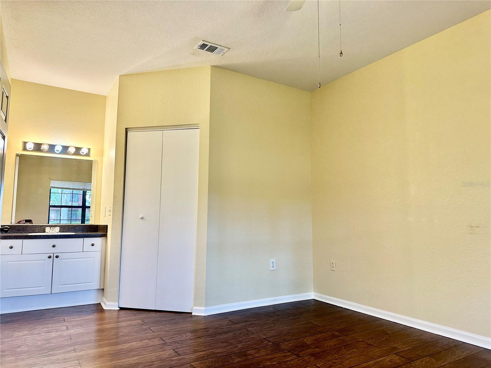 Image 25 of 72 For 2199 Chianti Place 9-0917