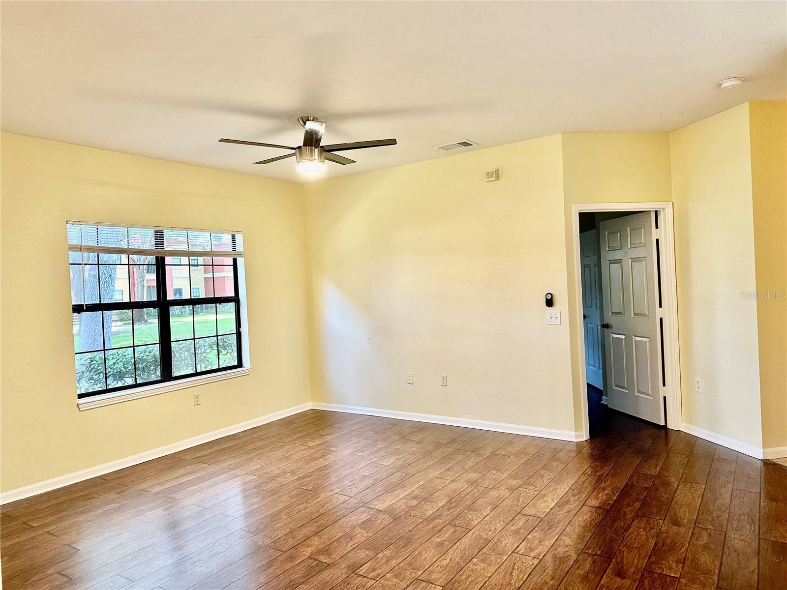 Image 7 of 72 For 2199 Chianti Place 9-0917