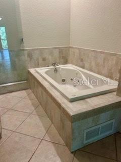 Image 16 of 33 For 7032 River Run Boulevard