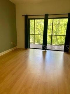 Image 7 of 33 For 7032 River Run Boulevard