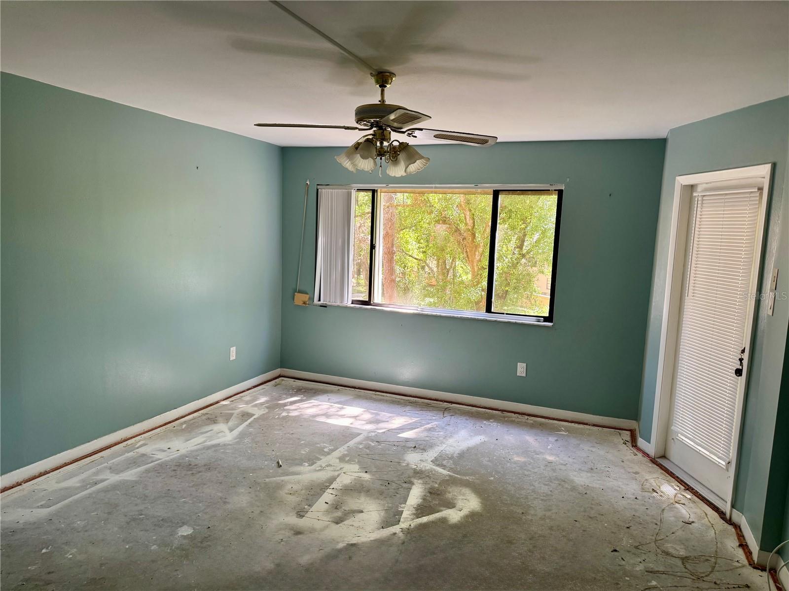 Image 10 of 30 For 3076 Eastland Boulevard 203