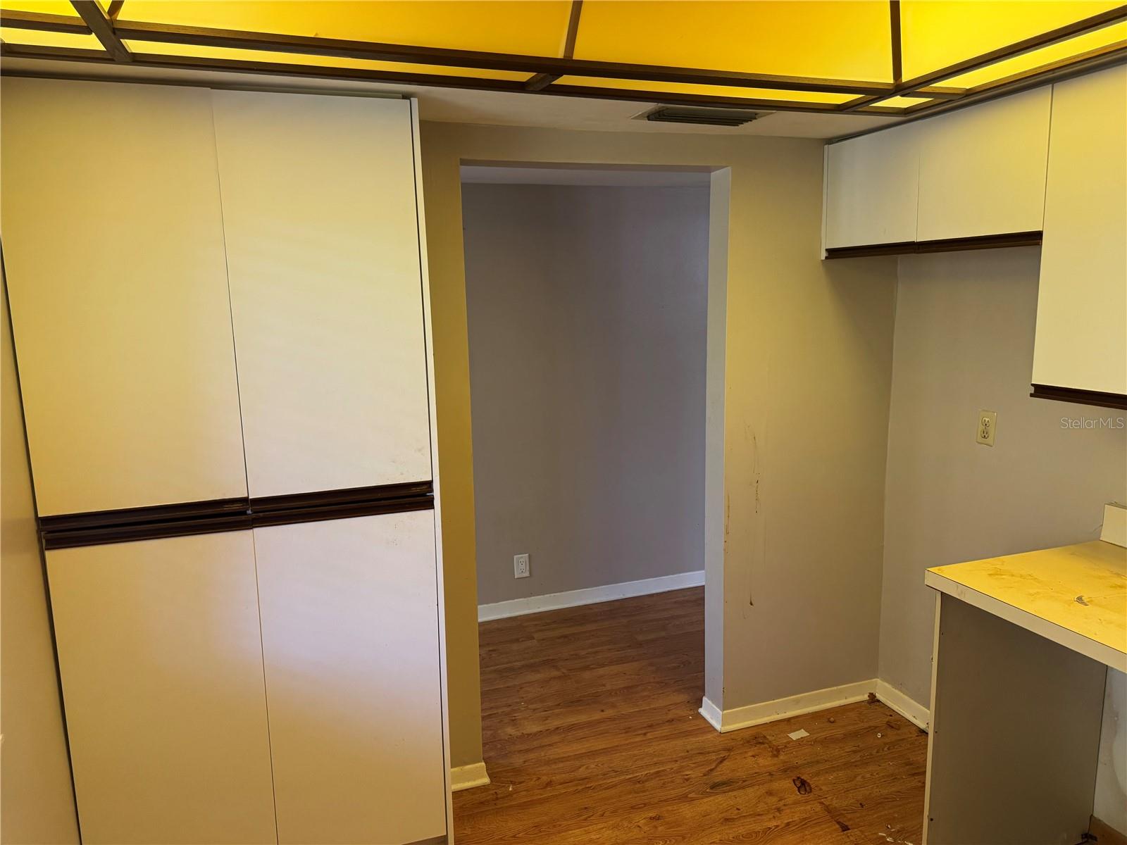 Image 19 of 30 For 3076 Eastland Boulevard 203