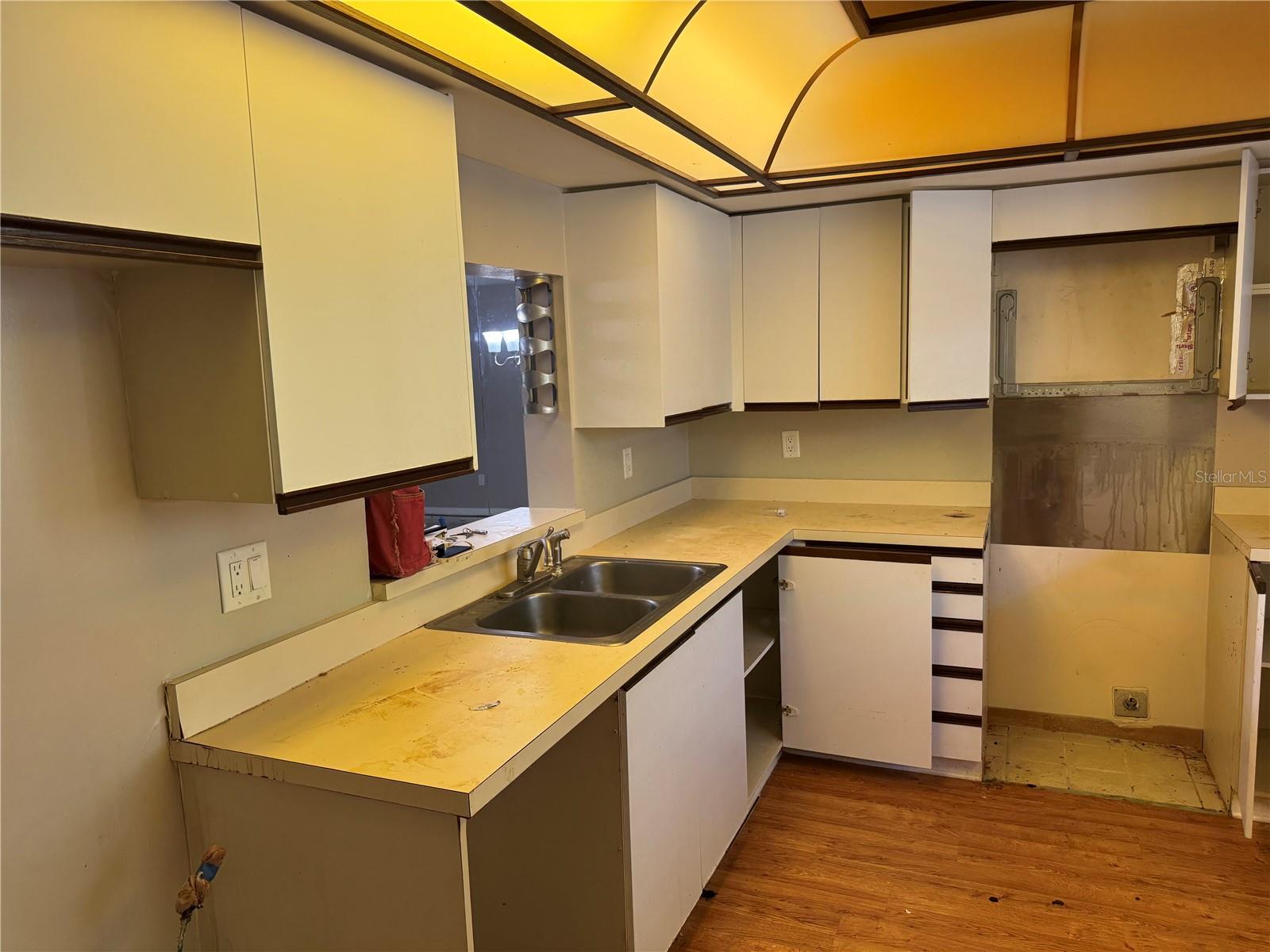 Image 22 of 30 For 3076 Eastland Boulevard 203