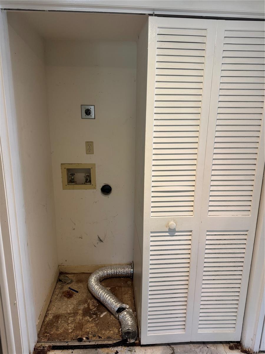 Image 6 of 30 For 3076 Eastland Boulevard 203