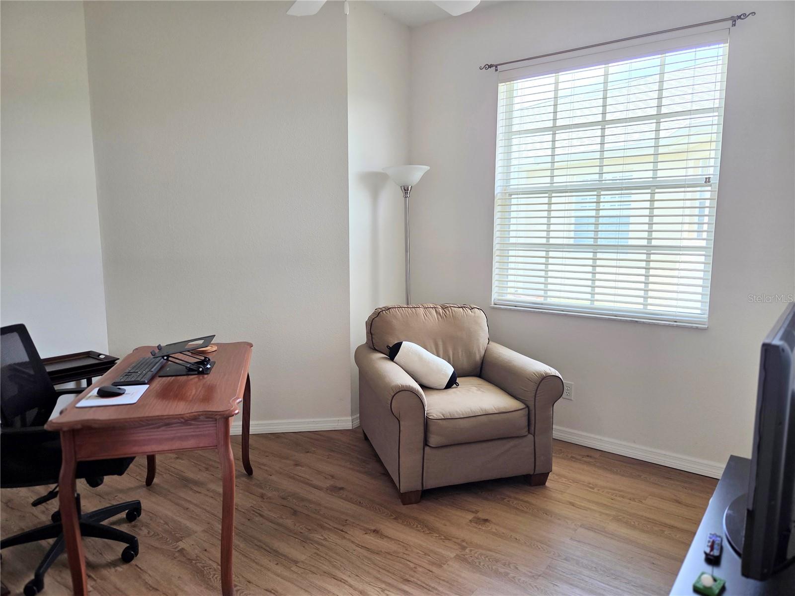 Image 23 of 37 For 9222 Bonnington Drive