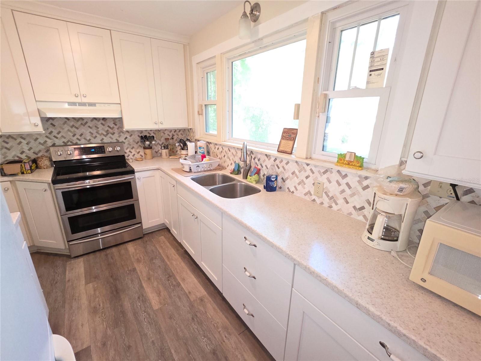 Image 13 of 29 For 13499 Old Crystal River Road