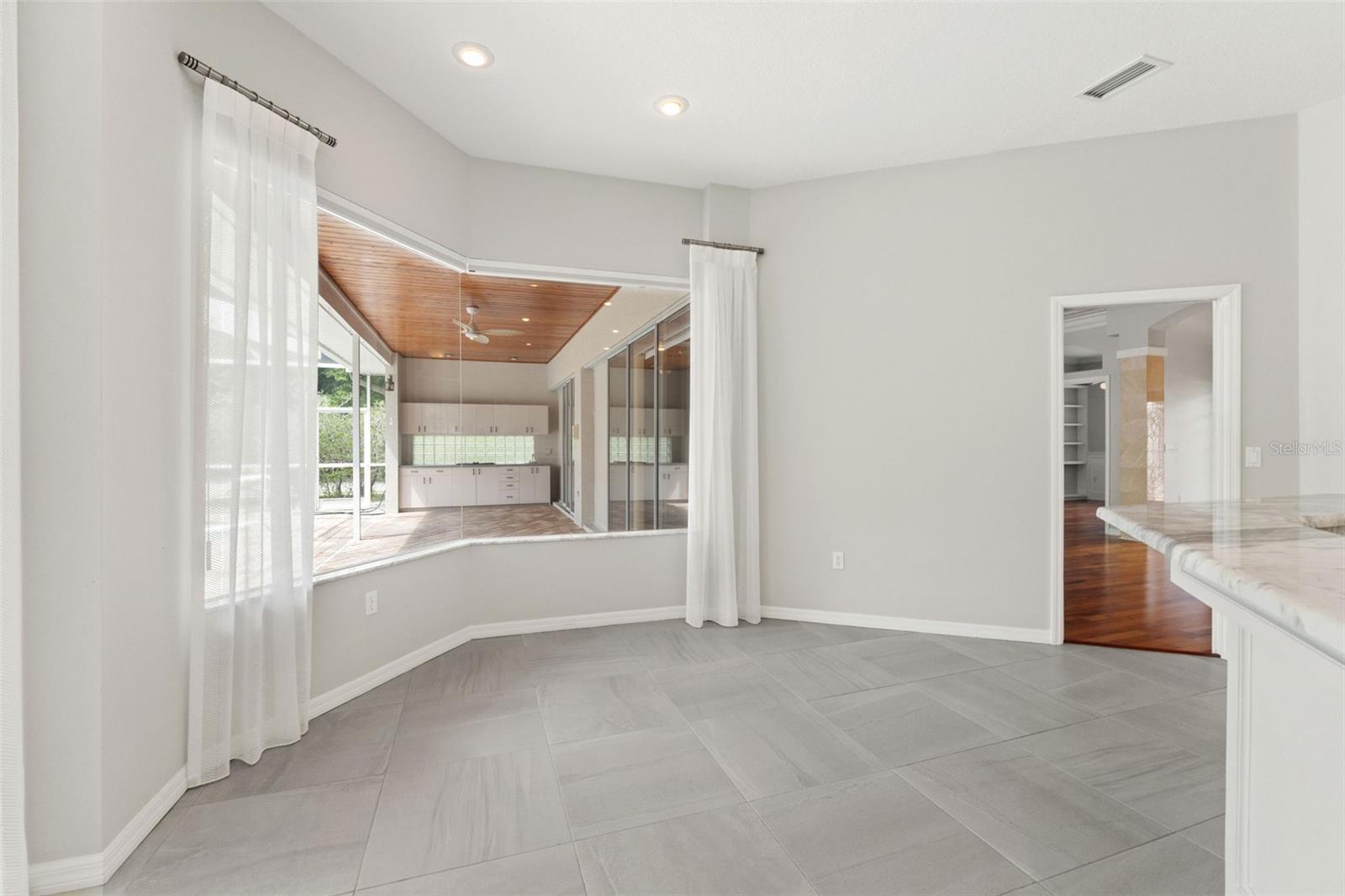 Image 25 of 63 For 6153 New Osprey Point