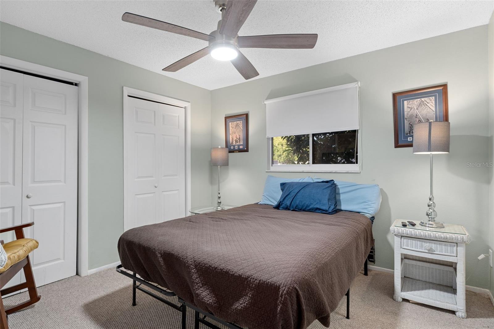 Listing photo id 17 for 4355 Goldcoast Avenue