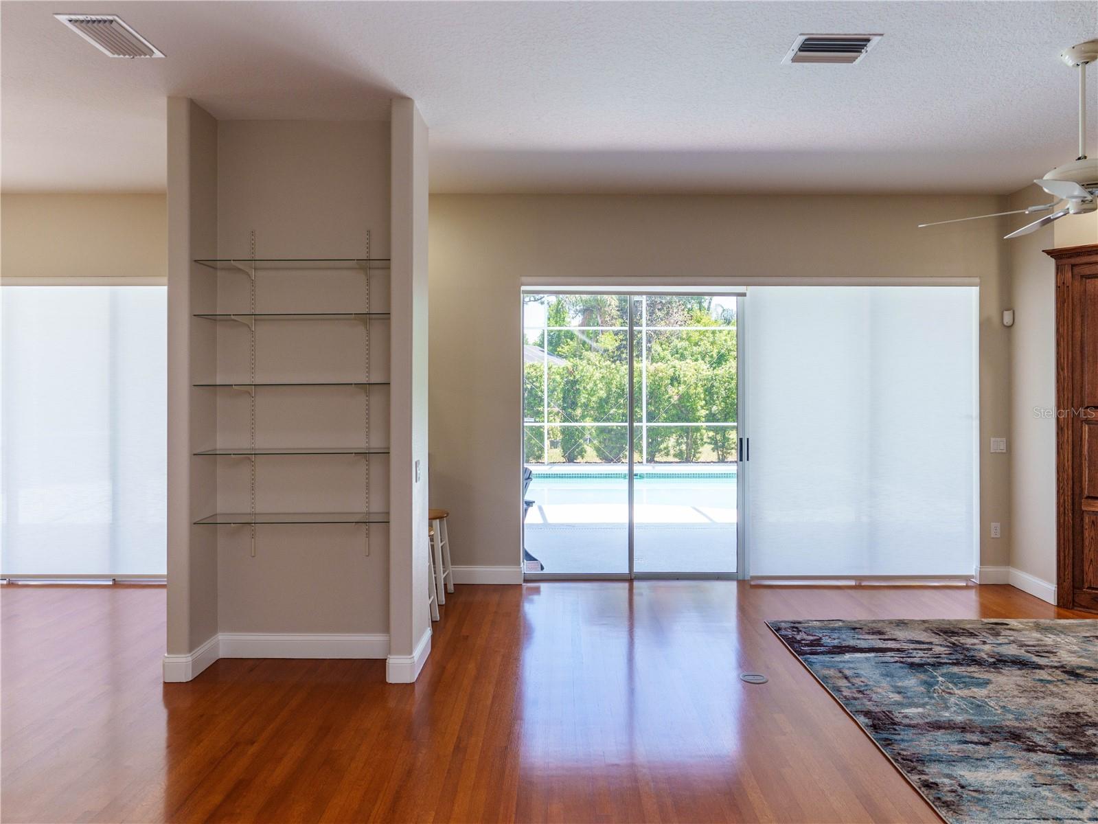 Image 10 of 79 For 5250 Macoso Court