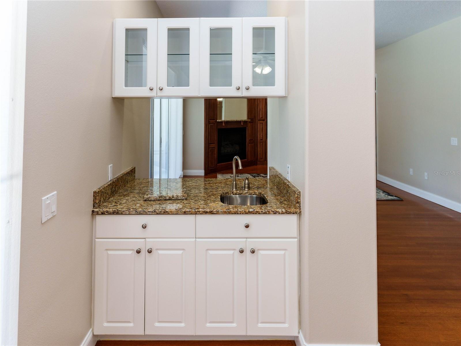 Image 16 of 79 For 5250 Macoso Court