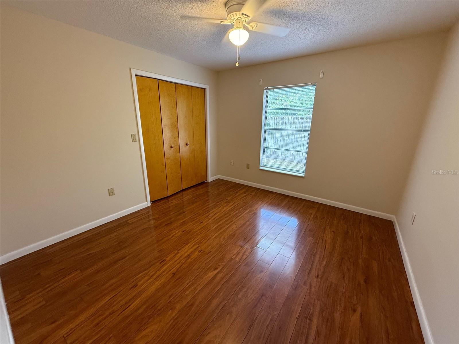 Image 13 of 19 For 5072 Lakewood Drive