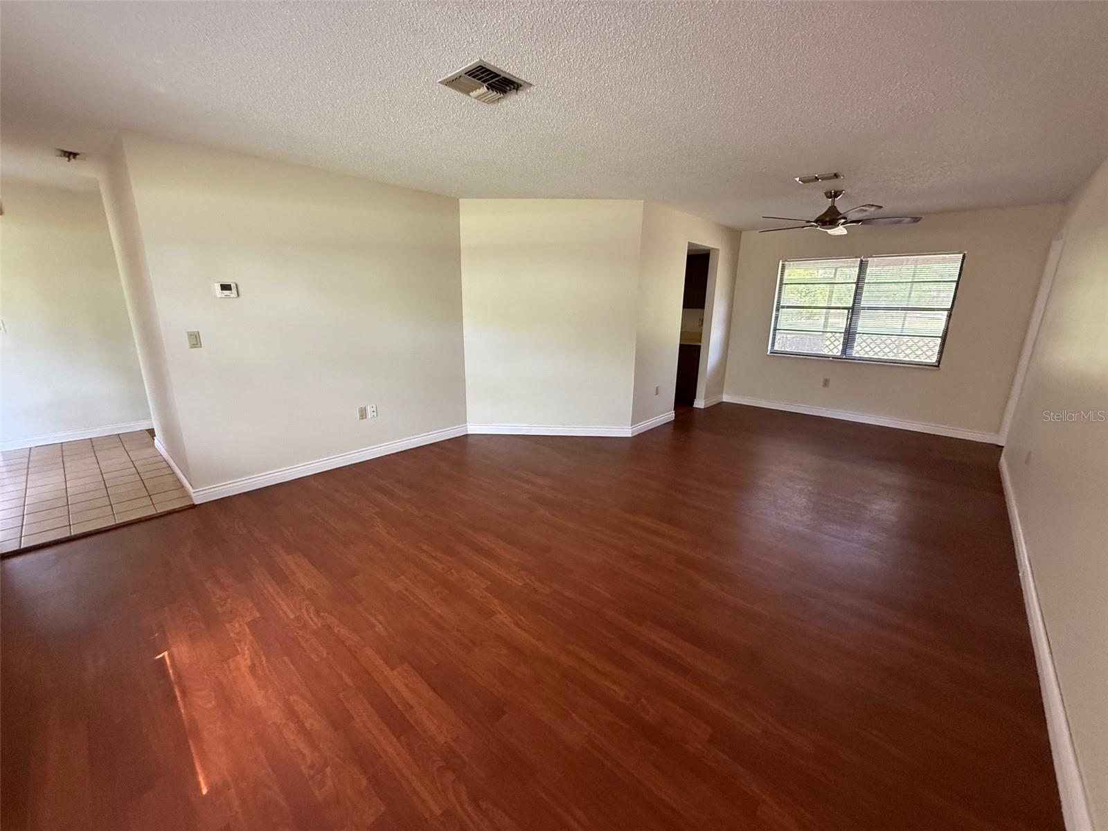 Image 4 of 19 For 5072 Lakewood Drive