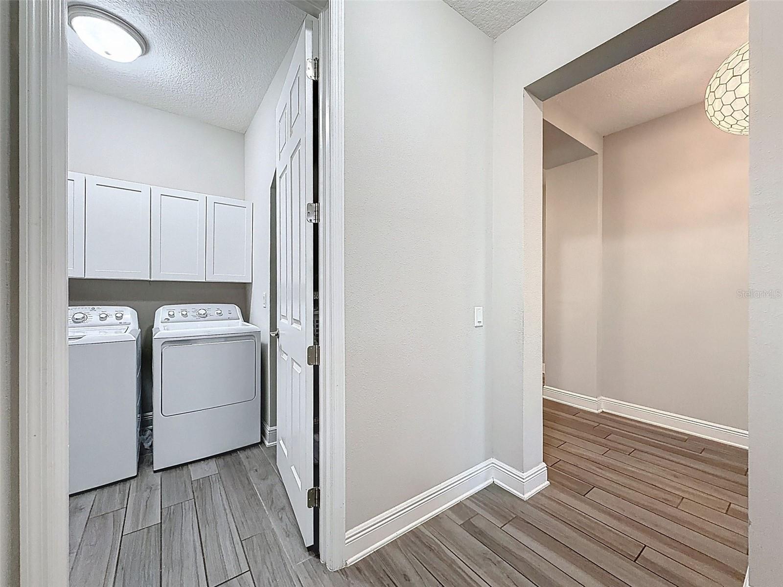 Image 15 of 49 For 13389 Batten Lane