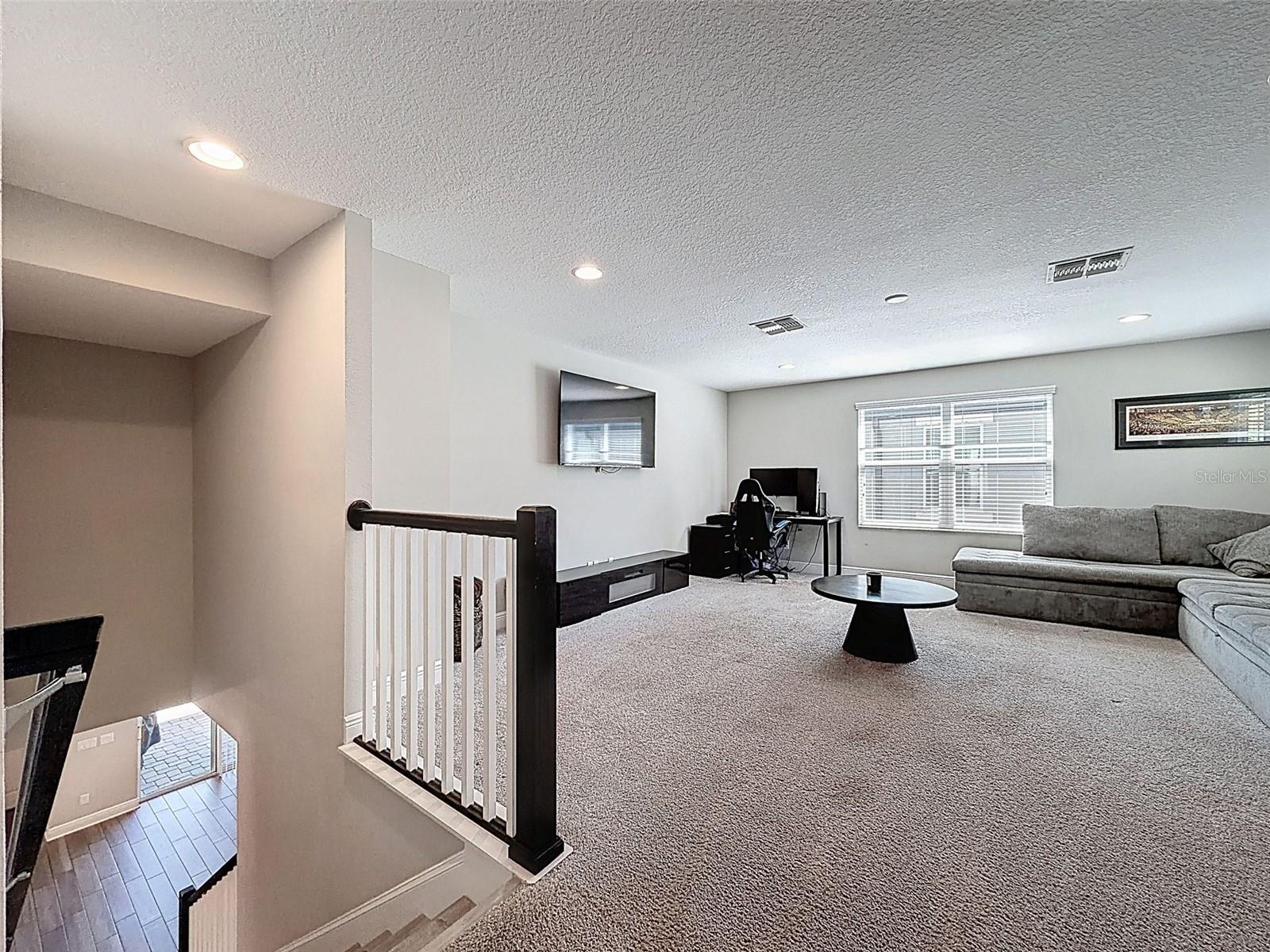 Image 25 of 49 For 13389 Batten Lane