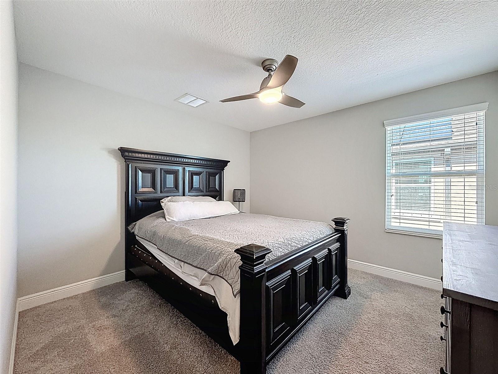 Image 29 of 49 For 13389 Batten Lane