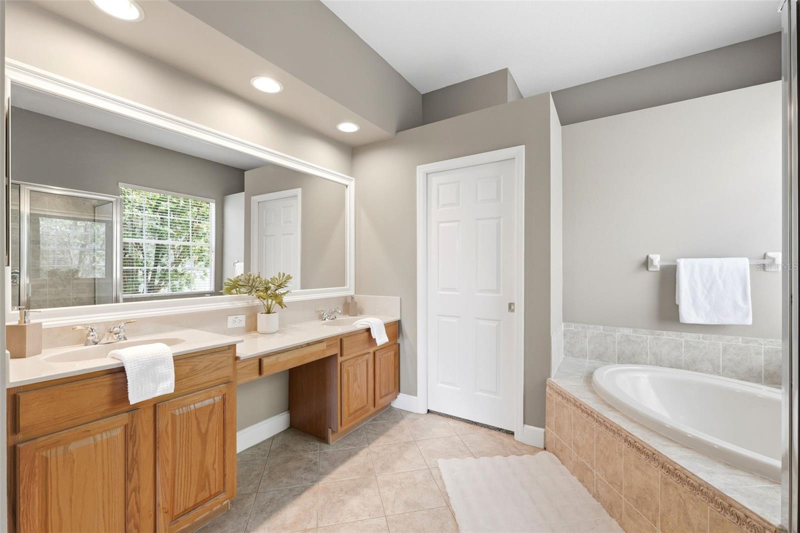 Image 15 of 35 For 11627 Bristol Chase Drive