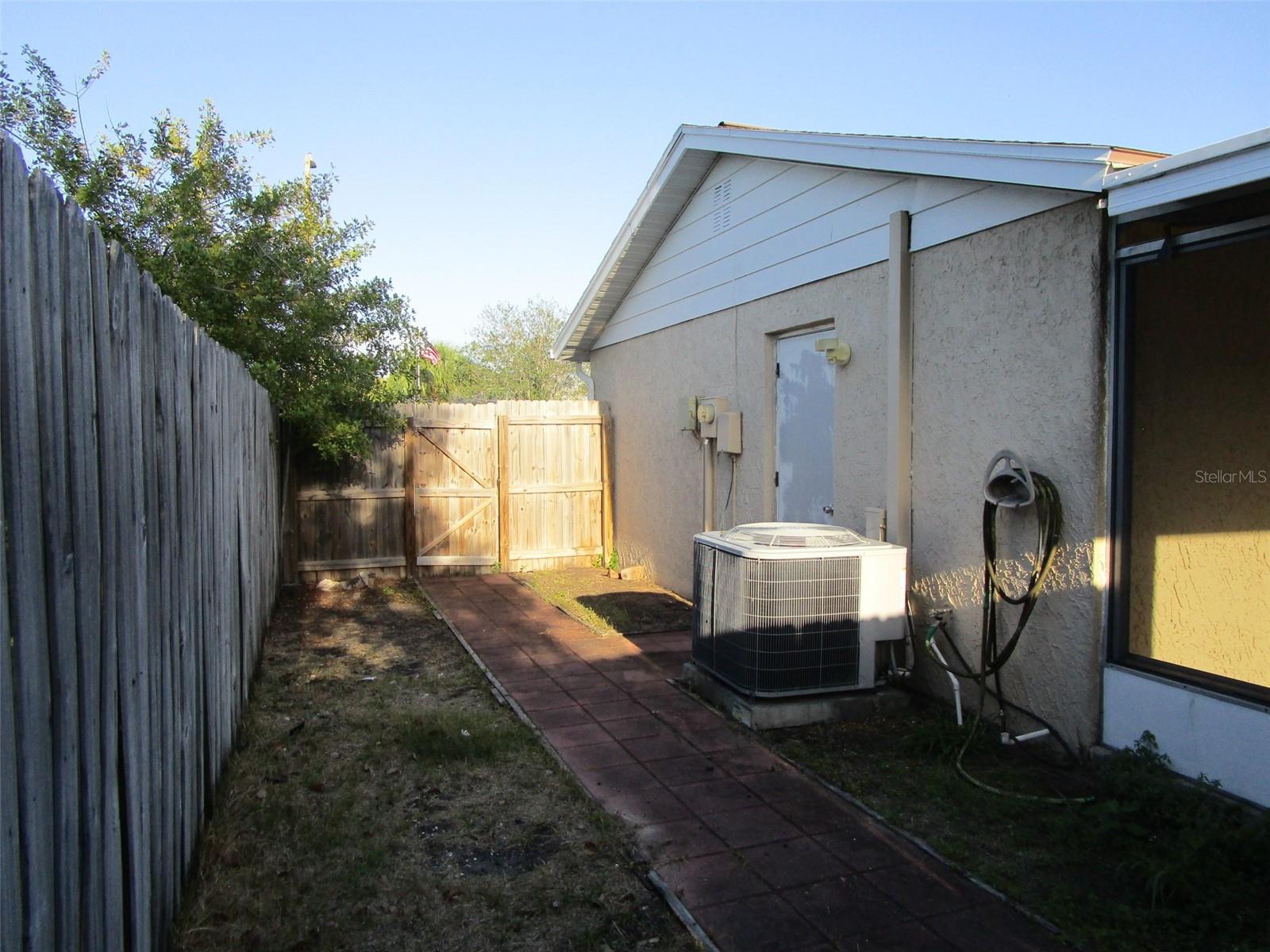 Image 26 of 28 For 11611 Constance Drive