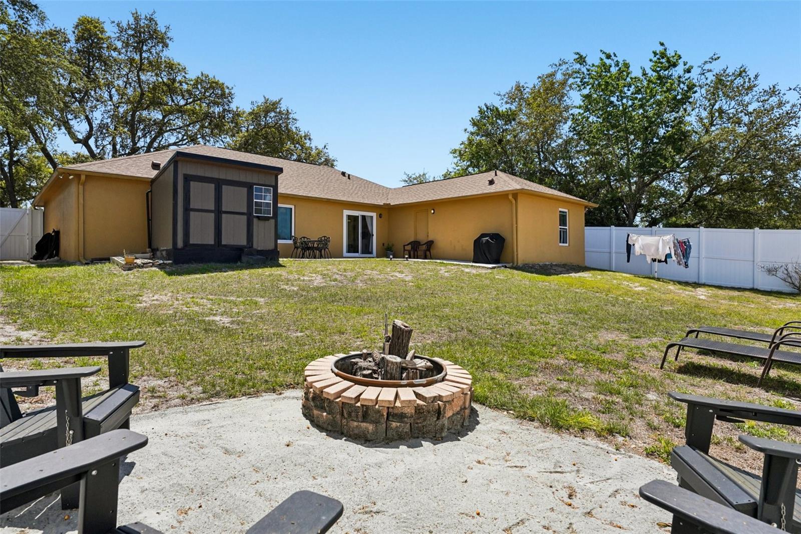 Image 25 of 63 For 10423 Bradford Street