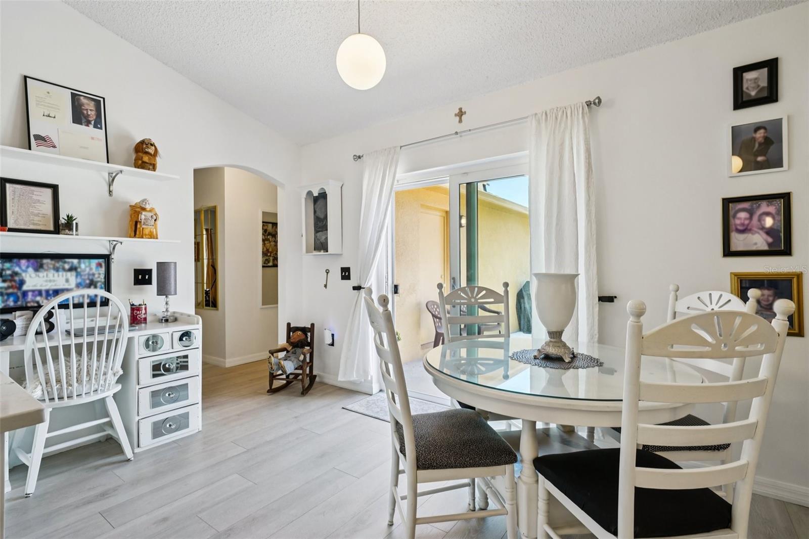 Image 41 of 63 For 10423 Bradford Street