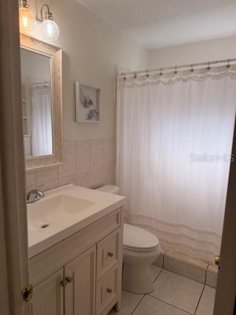 Image 14 of 33 For 519 Norfolk Street