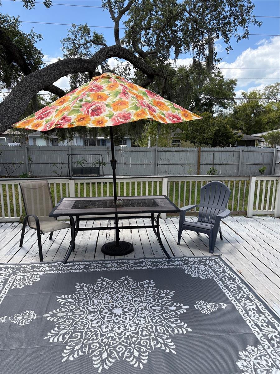 Image 25 of 33 For 519 Norfolk Street