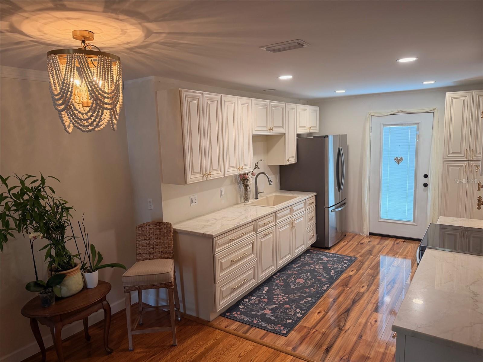 Image 3 of 28 For 519 Norfolk Street