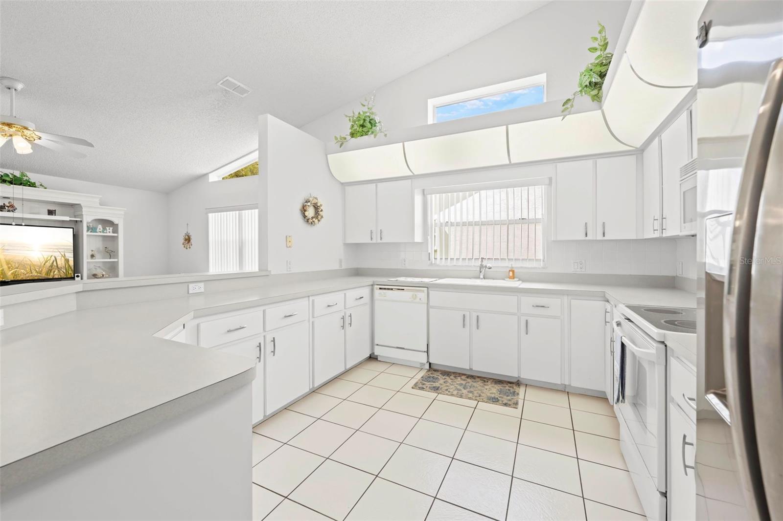 Image 22 of 56 For 432 Mistwood Court