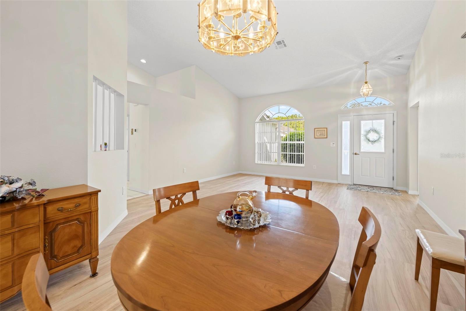 Image 8 of 56 For 432 Mistwood Court