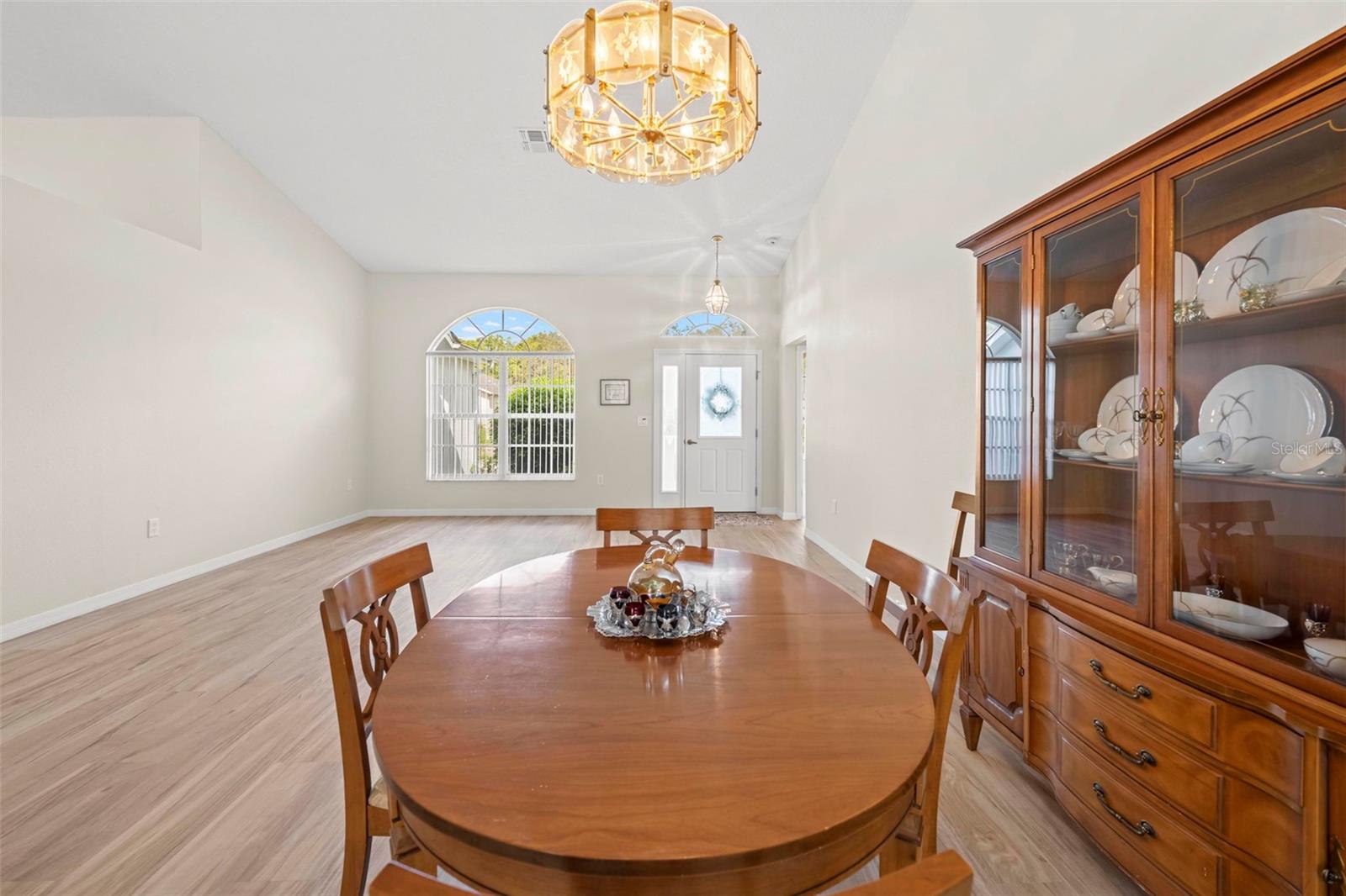 Image 9 of 56 For 432 Mistwood Court