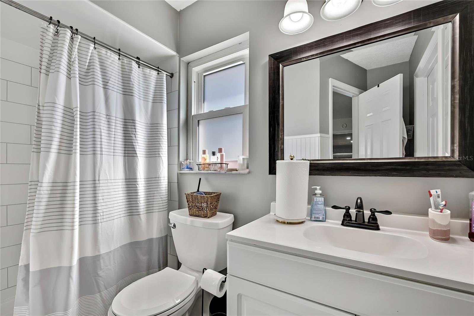 Image 25 of 73 For 6670 Merleing Loop