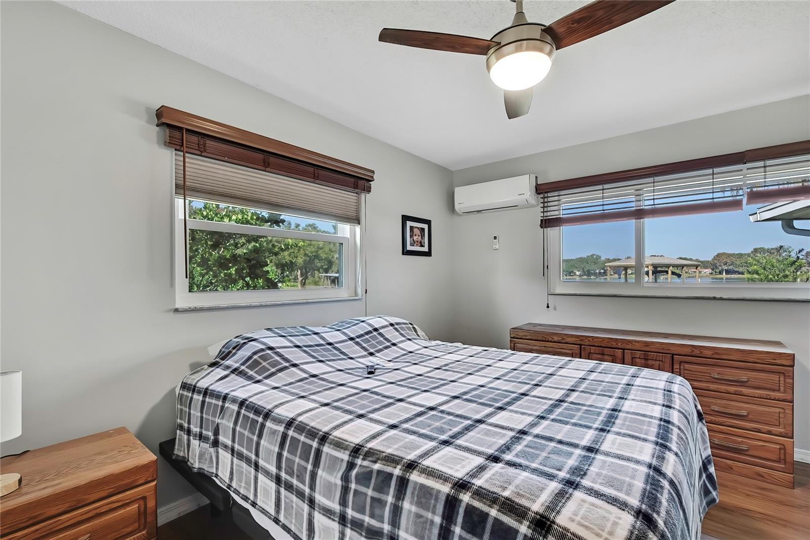 Image 27 of 73 For 6670 Merleing Loop