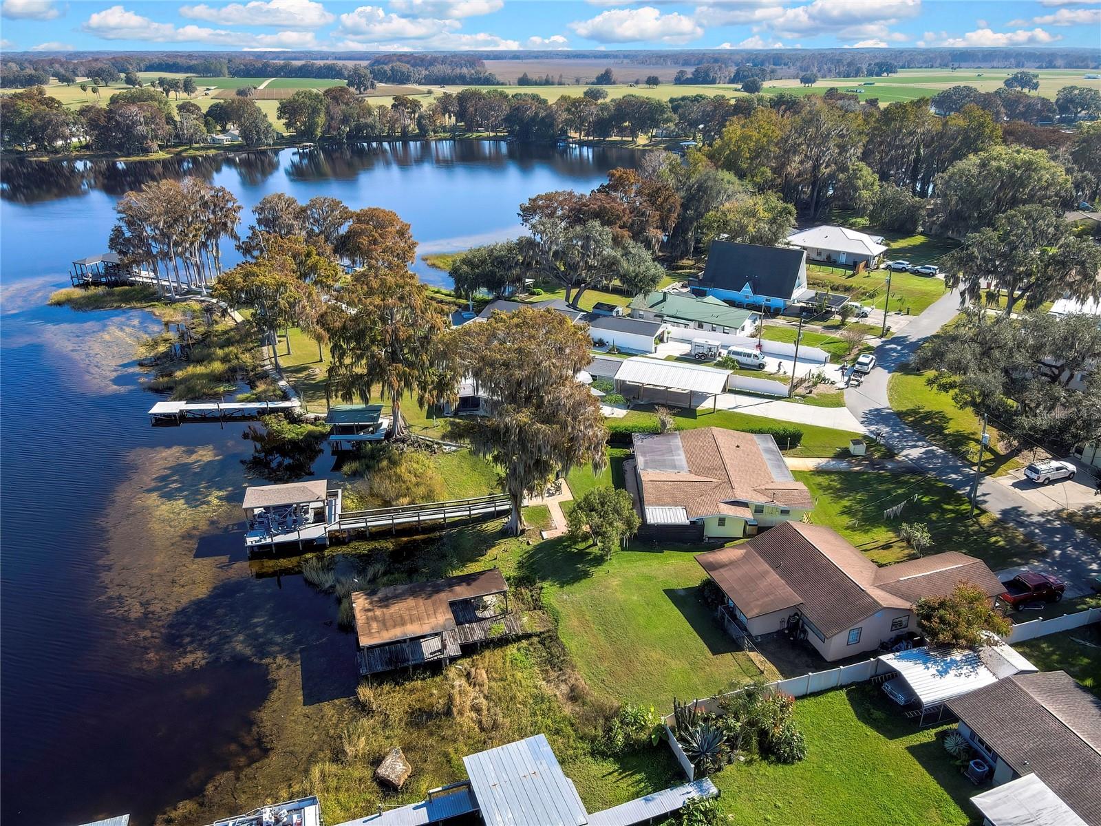 Image 36 of 73 For 6670 Merleing Loop