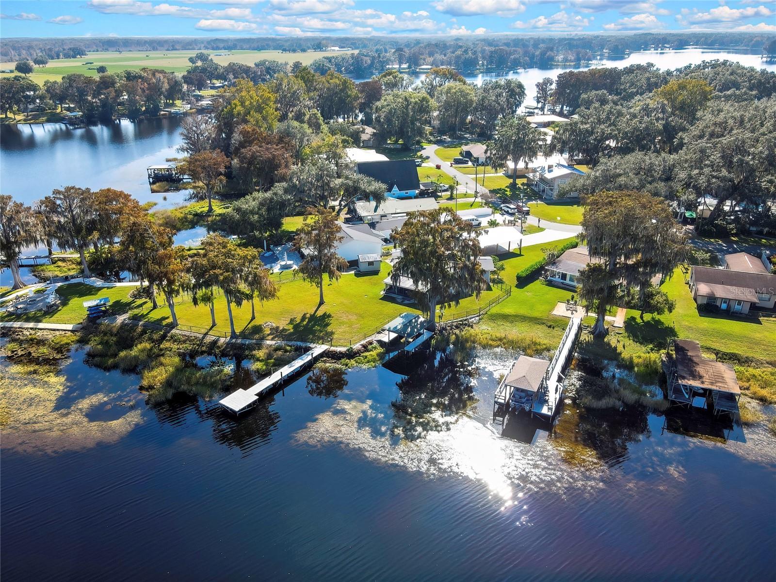 Image 38 of 73 For 6670 Merleing Loop