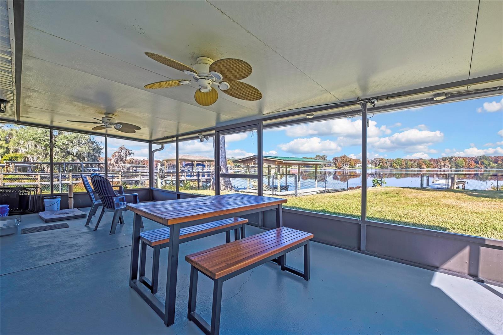 Image 62 of 73 For 6670 Merleing Loop