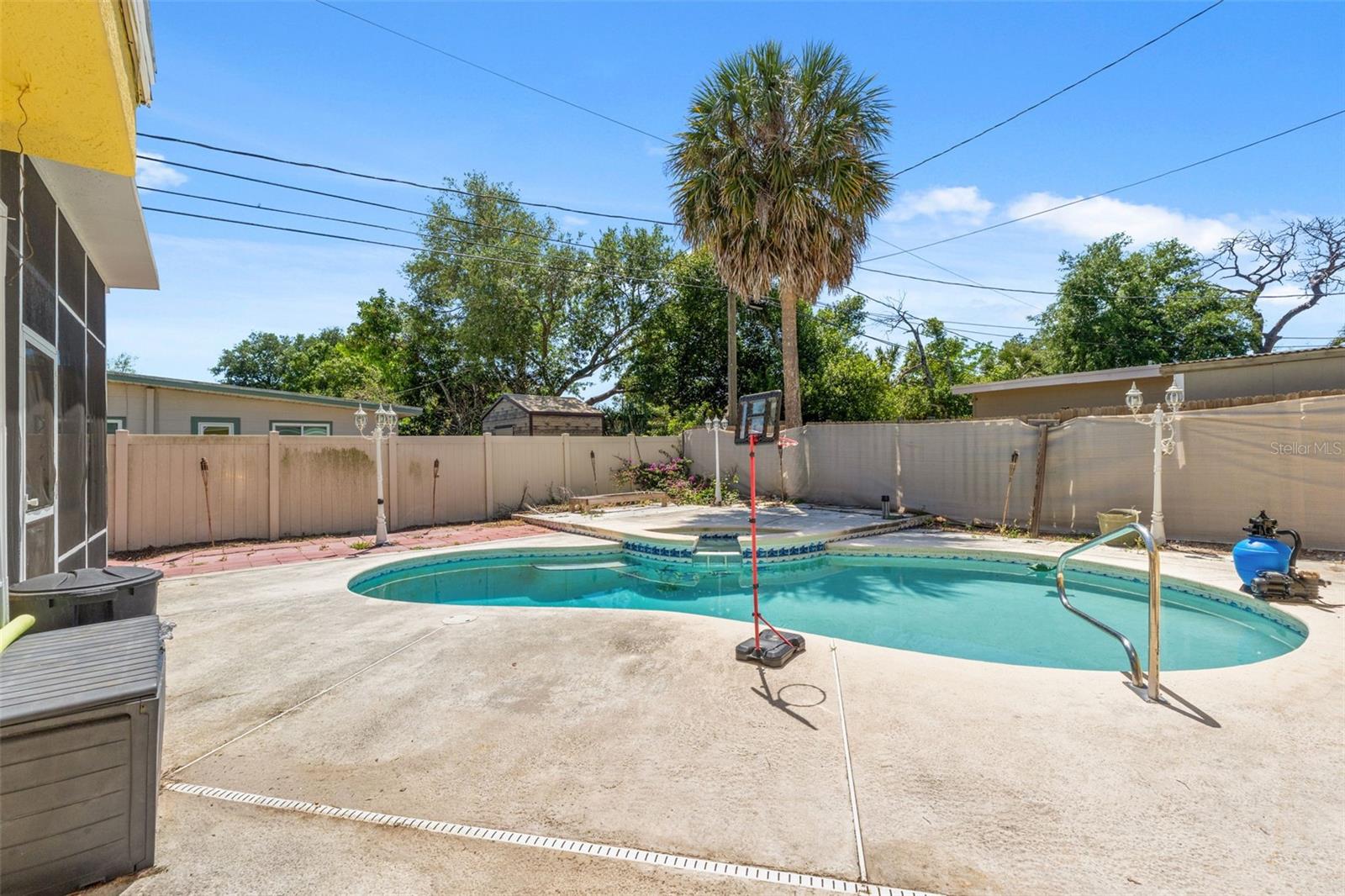 Image 21 of 27 For 7300 11th Avenue N